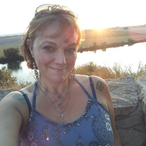 Meet your Posher, Tonya